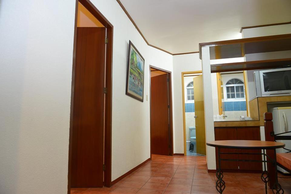 Hotel Palmas del Mar Bacolod Exterior foto